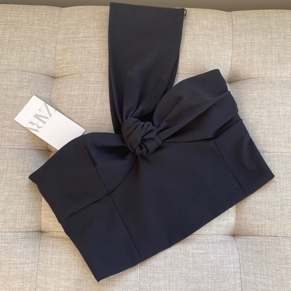 New•Zara Asymmetrical Top